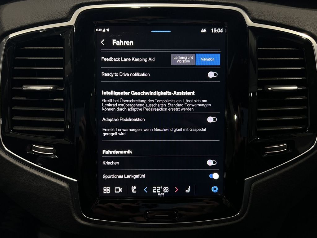 Volvo XC90 T8 Ultra Dark Recharge AWD B&W Massage 22''