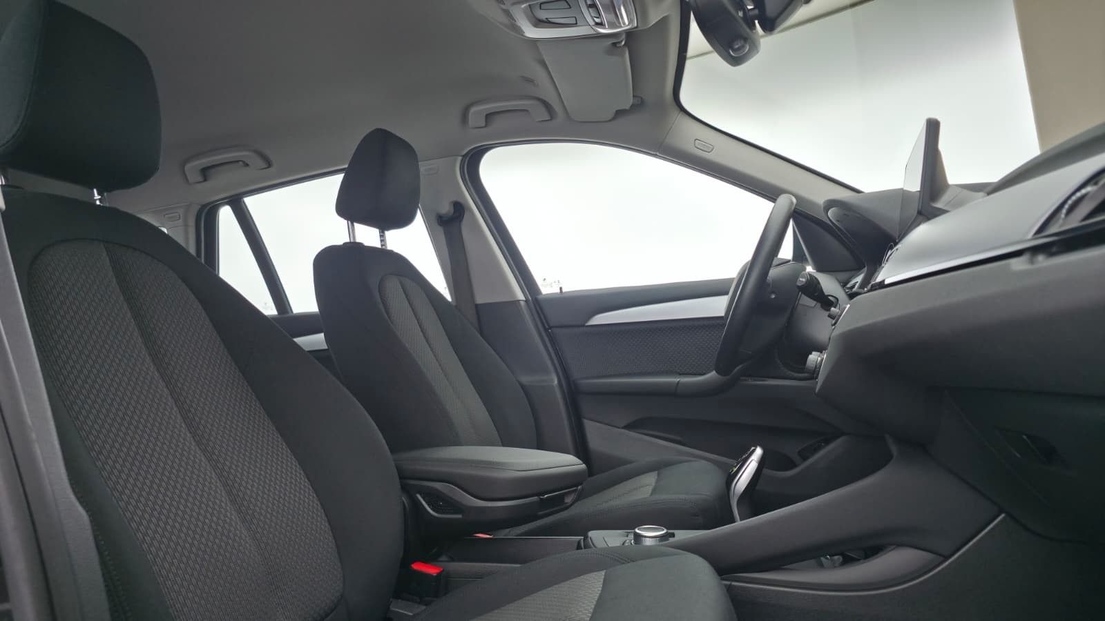 BMW X1 xDrive18d,  Head UP, Komfortzugang, AHK foto 18