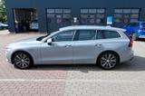 Volvo V60 T6 PHEV Essential AWD*AHK*PDC*LHZG* - Volvo V60 Essential mit Hybrid-Antrieb (Benzin/Elektro)