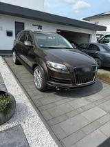 Audi Q7 4L3.0 TDI Quattro Facelift - Audi Q7 aus 2009: 3.0