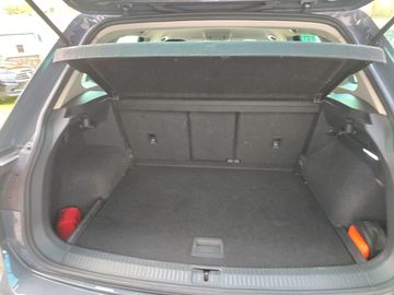 Volkswagen Tiguan - 11