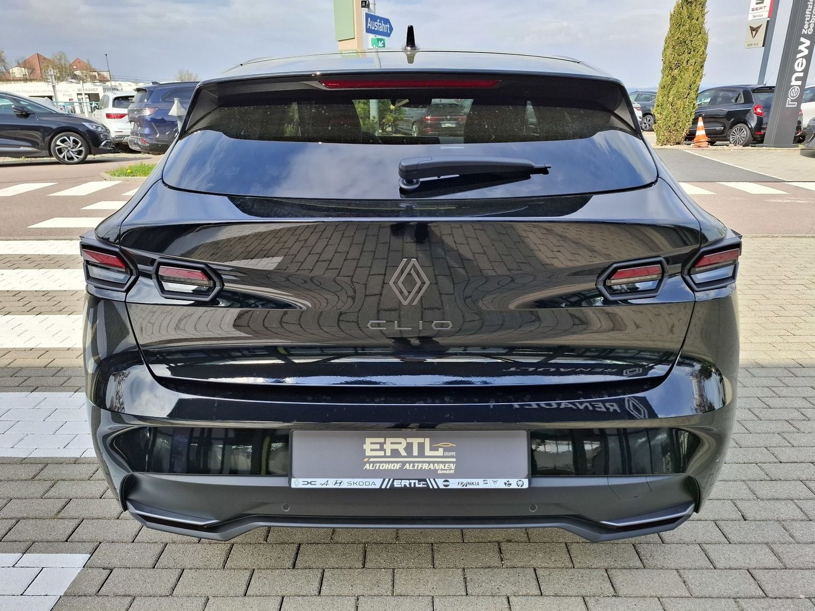Renault Clio - Bild 8