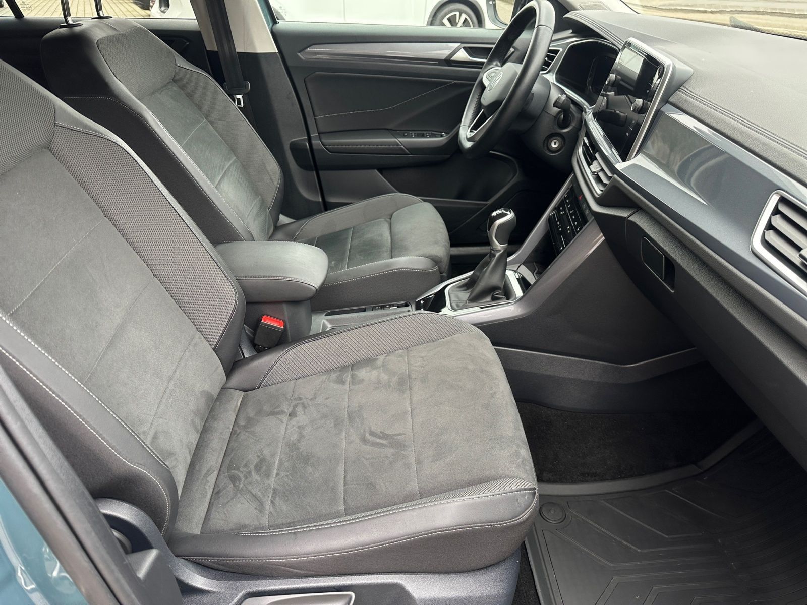 Volkswagen T-Roc - Bild 13