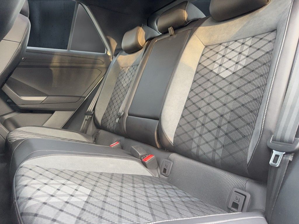 Volkswagen T-Roc - Bild 14
