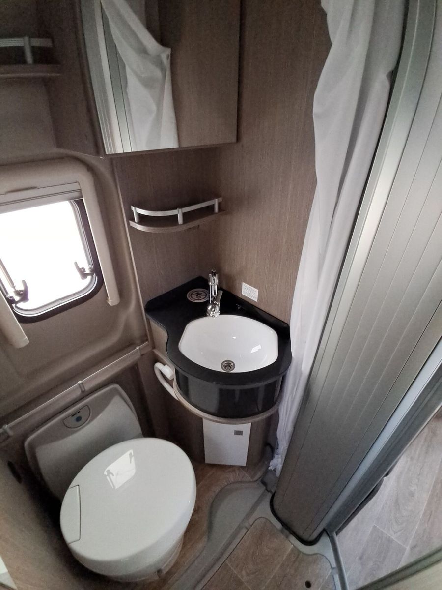 Fahrzeugabbildung Pössl Roadcruiser Citroen 165 PS Mark./AHK/Navi/Solar