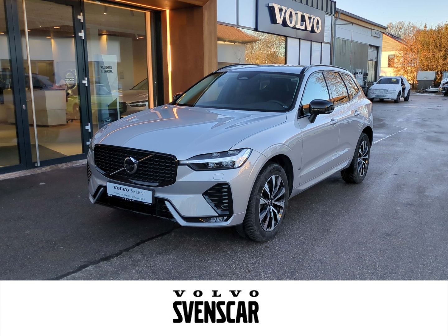 Volvo XC60 B4 AWD Plus Dark Leder Navi HarmanKardon Me foto 1