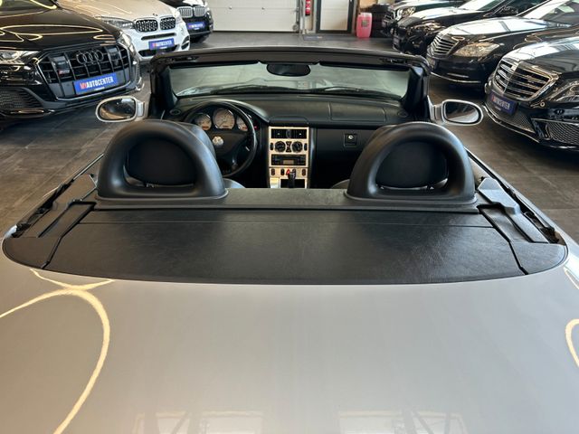 MYAUTOCENTER – Gebraucht- und Jahreswagen mit Werkstattservice in Pfaffenhofen Mercedes-Benz SLK 230 Kompressor ""1.HAND*KLIMA*LEDER*SZHZ*