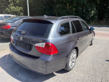 BMW 320 - 5