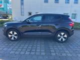 Volvo XC40 D3 Momentum Pro m. Garantie + Unfallfrei - Volvo in Köln