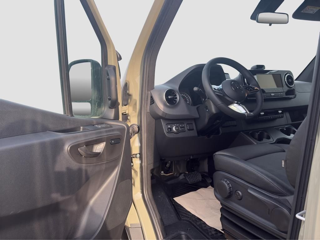 Fahrzeugabbildung Mercedes-Benz Sprinter 319 CDI Tourer PRO 4x4 OFFRAOD Spezial