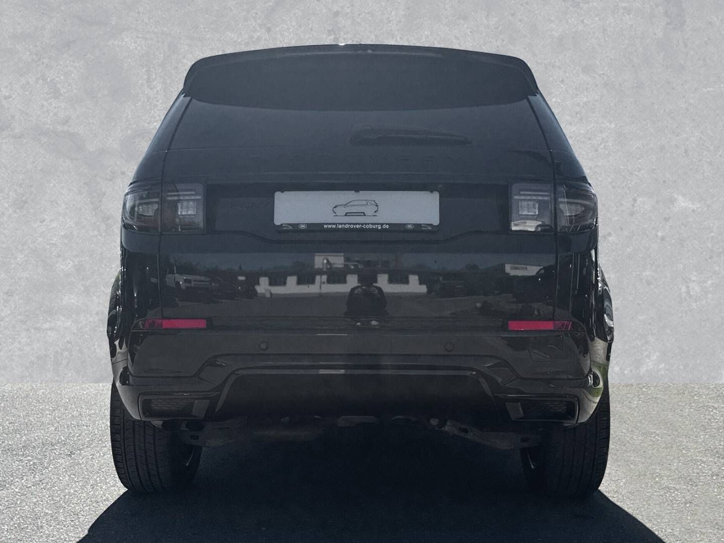 Fahrzeugabbildung Land Rover Discovery Sport D165 Dynamic SE