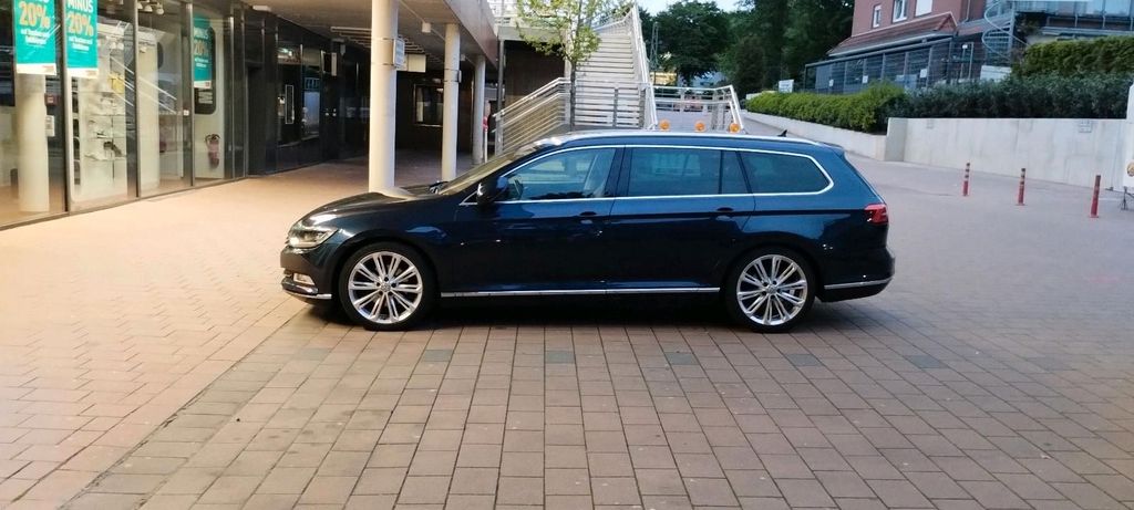 Image of Volkswagen Passat Variant