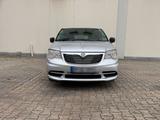 Lancia Voyager - Lancia Voyager aus 2013