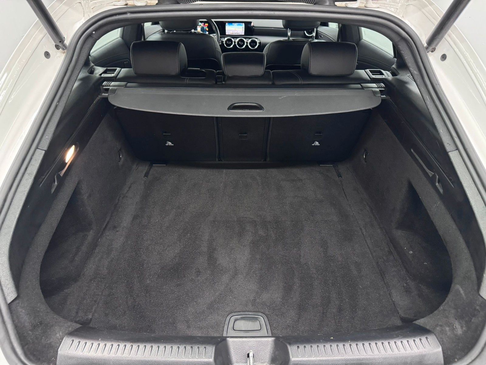Fahrzeugabbildung Mercedes-Benz CLA 200 d 4MATIC SB  *PROGRESSIVE*DISTRO*LED*
