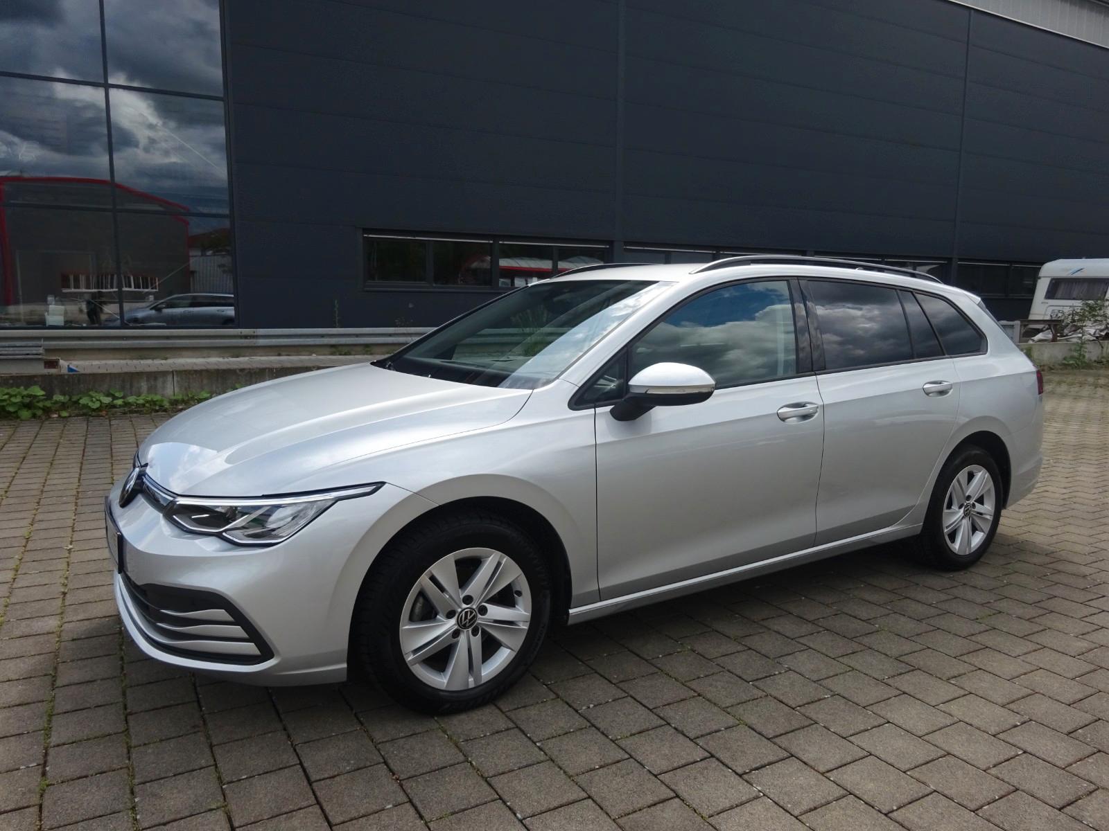 Volkswagen Golf VIII Variant Life 1,5 TSI ACT
