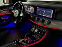 Mercedes-Benz E350d AMG-LINE/PANO/BURMESTER/WIDESCREEN/AMBIENT