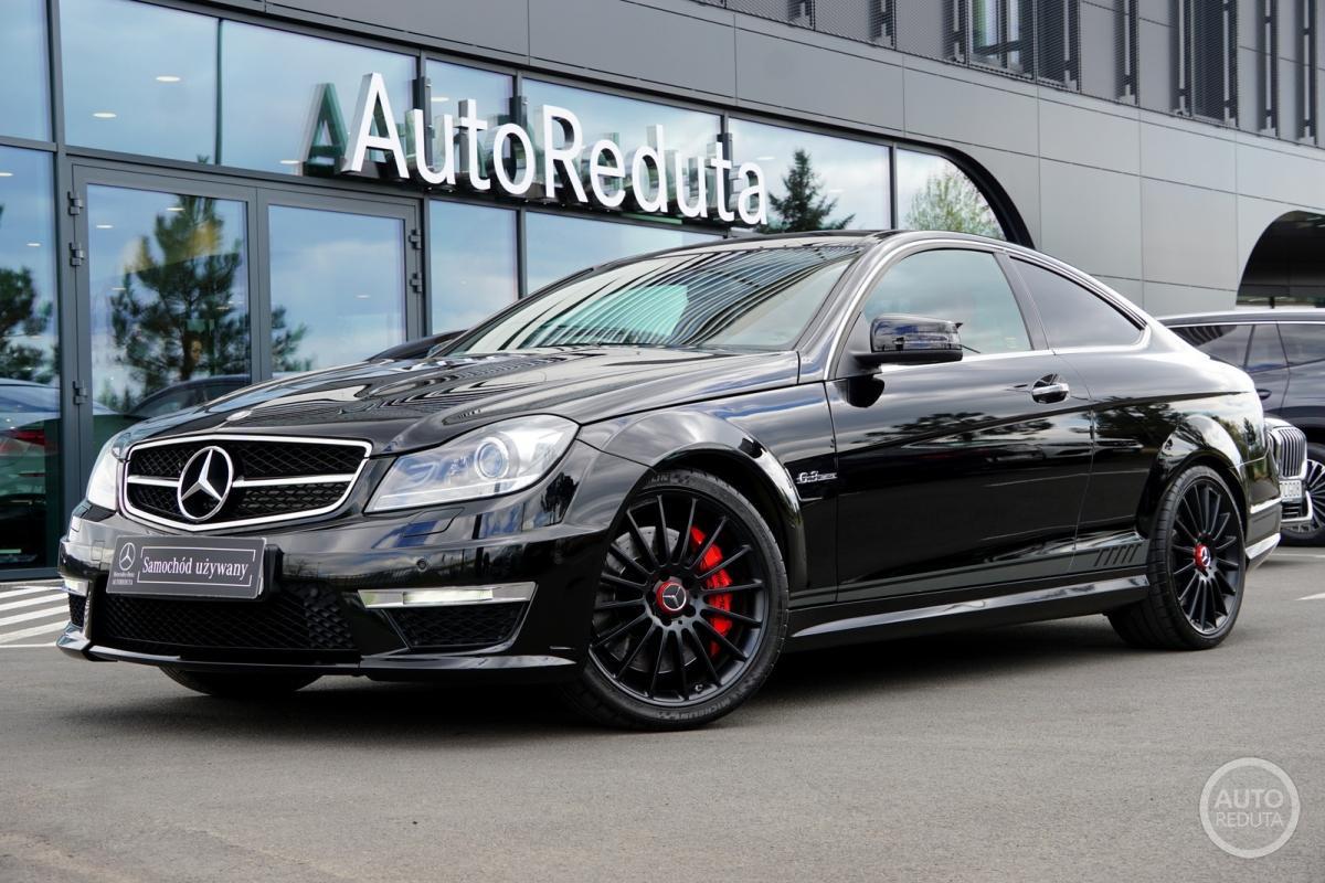 Mercedes-Benz C 63 AMG Coupé AMG Performance Package /Panorama