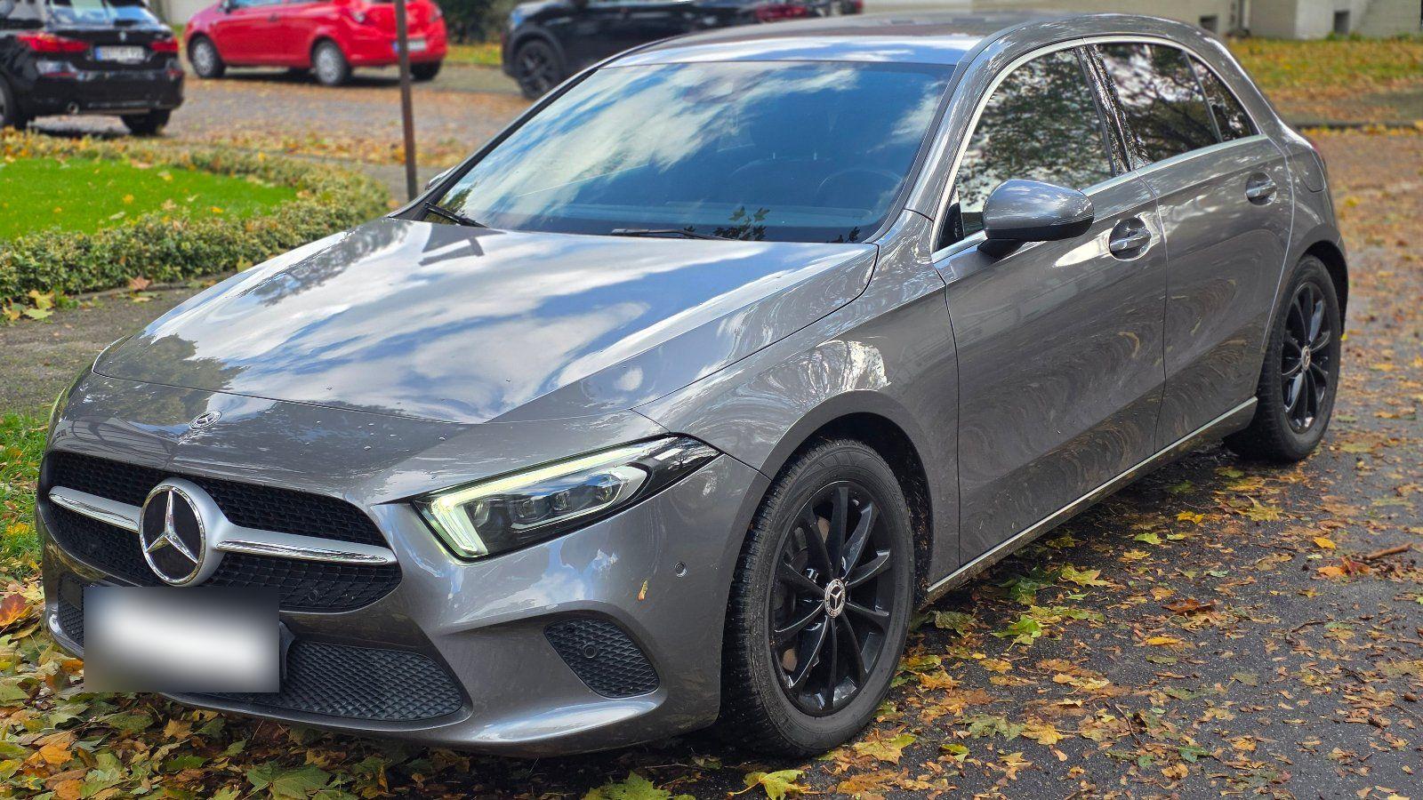 Mercedes-Benz A 220
