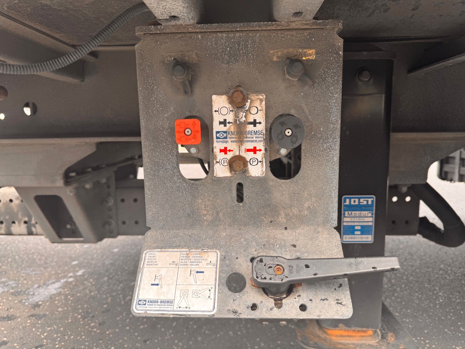 Fahrzeugabbildung Wecon APZ 218