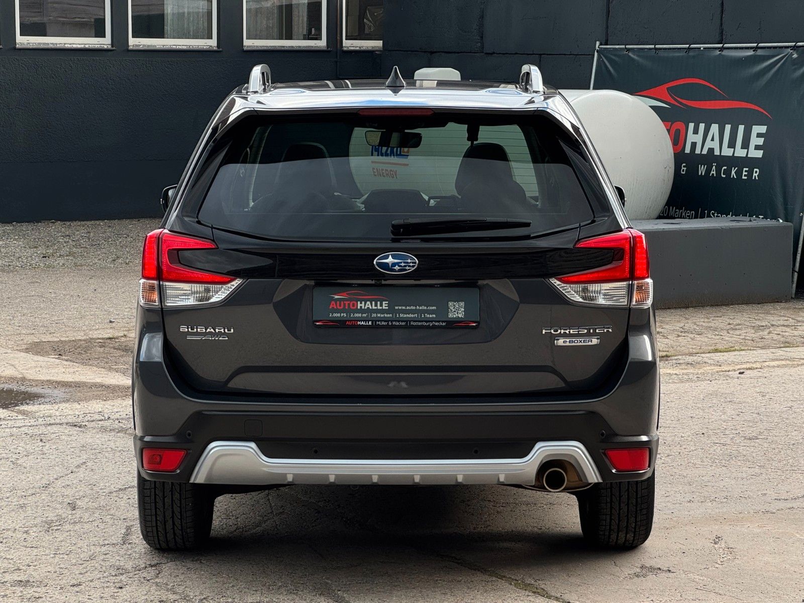Fahrzeugabbildung Subaru Forester 2.0ie Platinum Standhzg. Pano Leder AHK