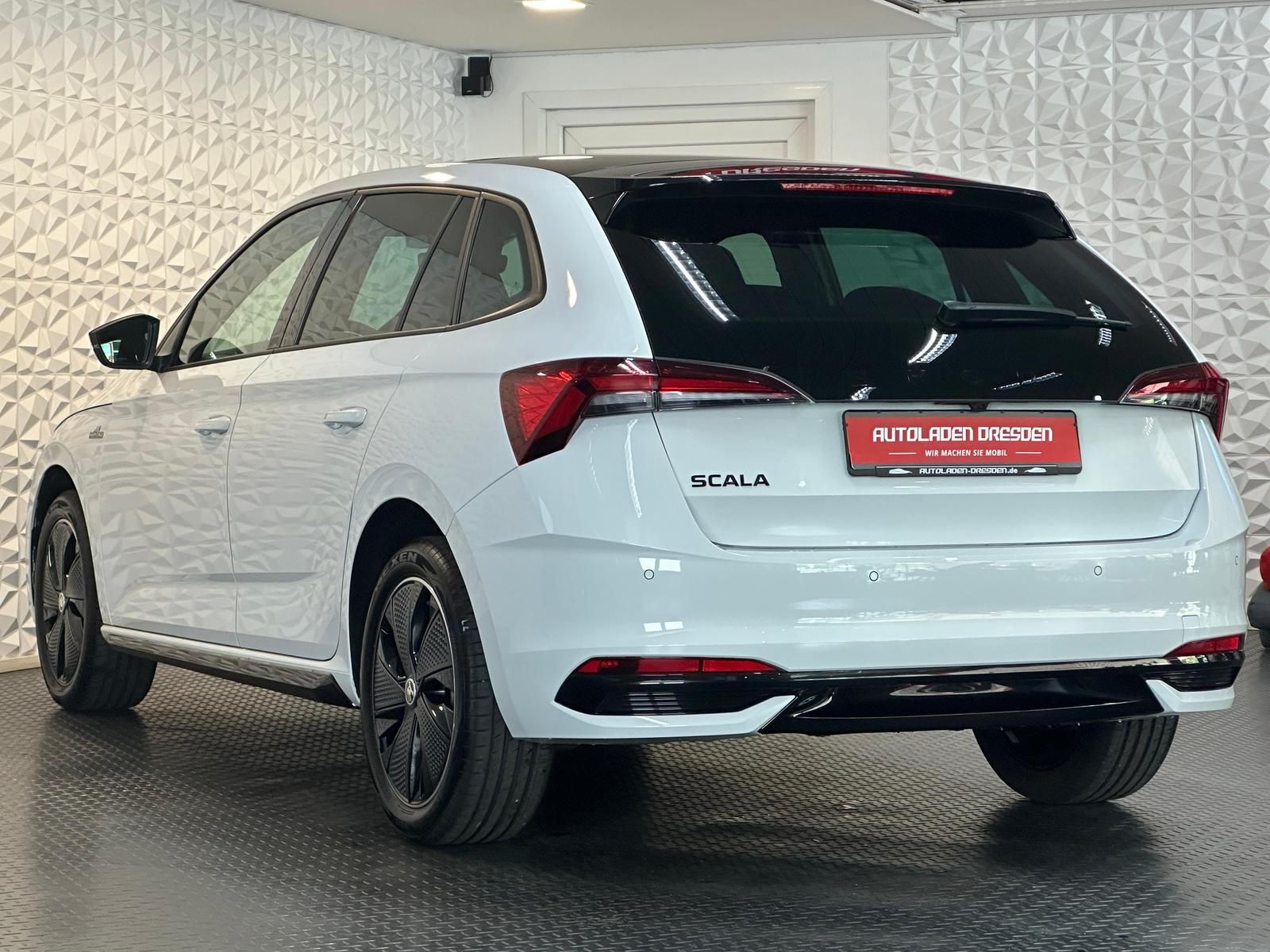 SKODA Scala 1.0TSI MONTE CARLO MATRIX#PANO#TEMPO#SPUR - Image 5