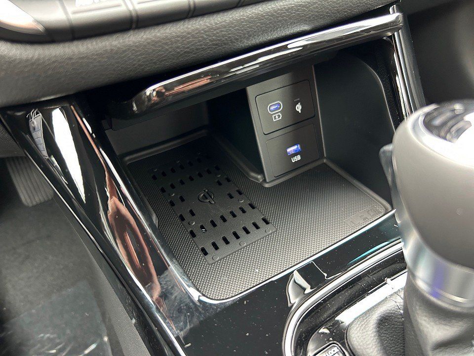 Fahrzeugabbildung Hyundai i30 MY25 1.5T 48V ADVANTAGE LED+NAV 5J-GARANTIE+