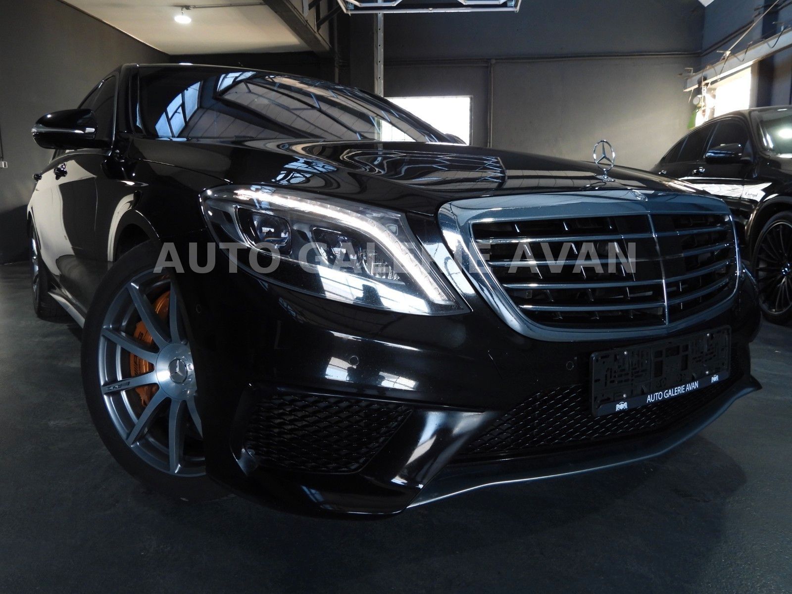 Mercedes-Benz S 63 AMG 4M LANG