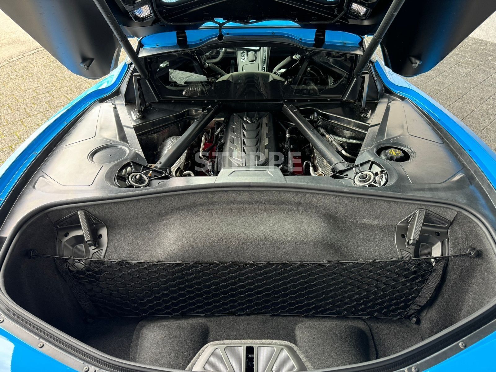 Corvette C8 Stingray Coupe 6,2 V8 3LT Europamodell STEPPE