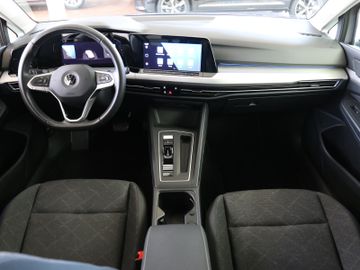 Volkswagen Golf Life 2.0TDI LED NAVIGATION PRO SHZ ACC APP