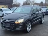 Volkswagen Tiguan R-LINE Sport & Style 4Motion/KAMERA - Volkswagen Tiguan: Sport Style