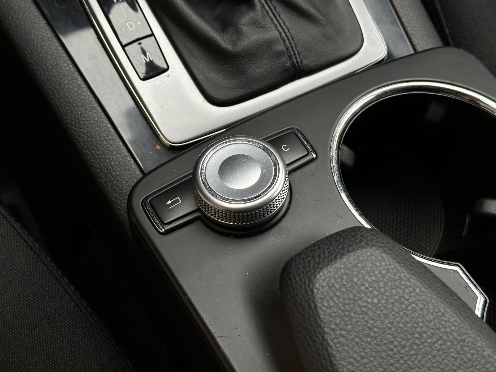 Mercedes-Benz GLK220 2009 — photo 22