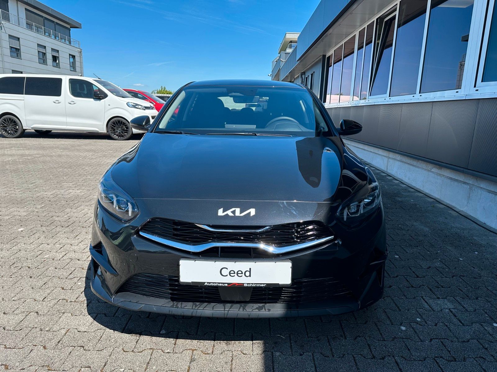 Fahrzeugabbildung Kia cee'd / Ceed 1.5 T-GDI MTUltimate Edition Style