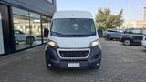 Peugeot PEUGEOT Boxer 335 2.0 BlueHDi 130CV PM-TM Furgon - blaue Peugeot Boxer