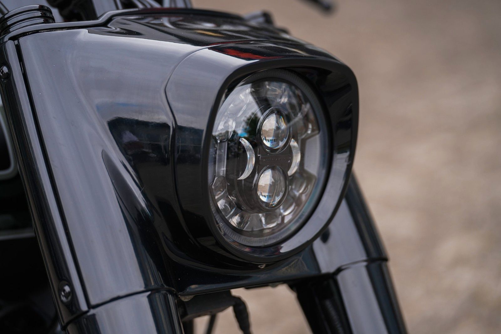 Fahrzeugabbildung Harley-Davidson DARK BOY 114 cui - FAT BOY FLFBS - JEKILL & HYDE