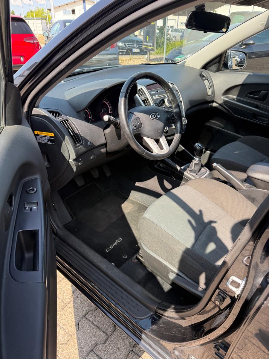 Kia Ceed 1.4 Sportswagon Vision /Klima