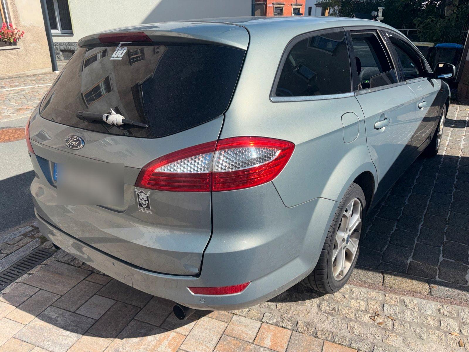 Ford Mondeo 2008 — салон