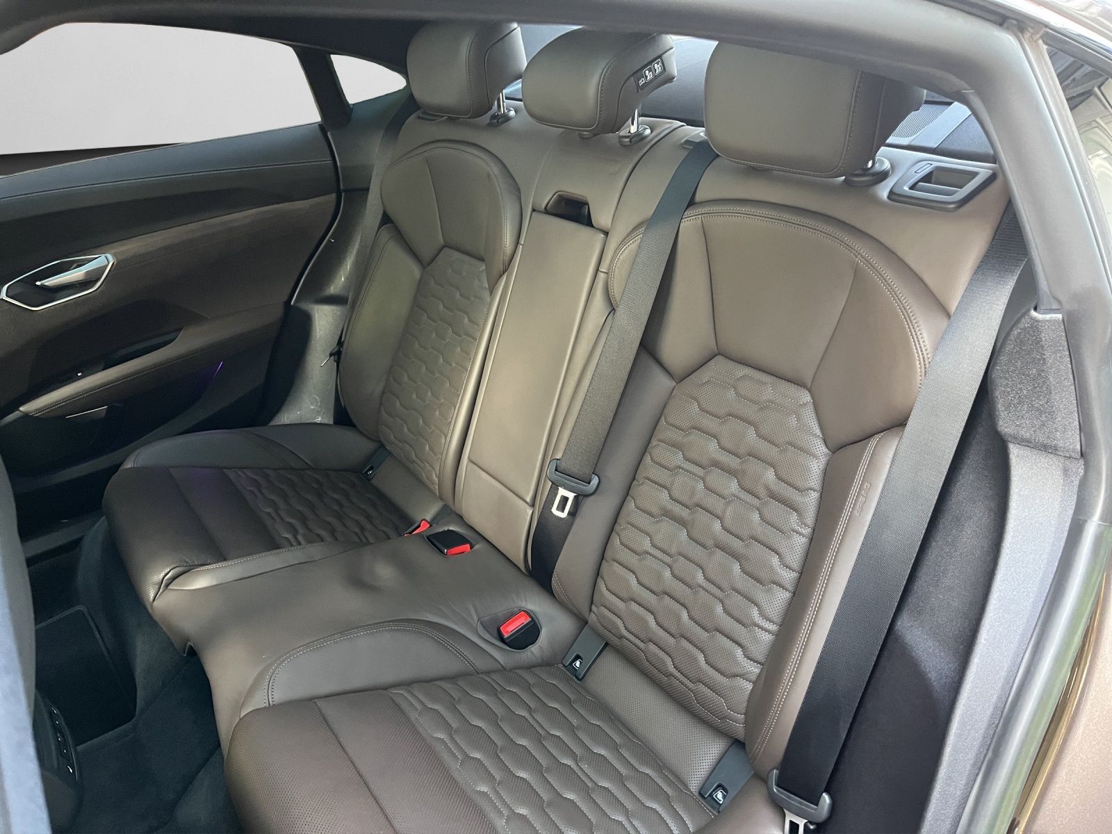 Audi e-tron GT - Bild 15