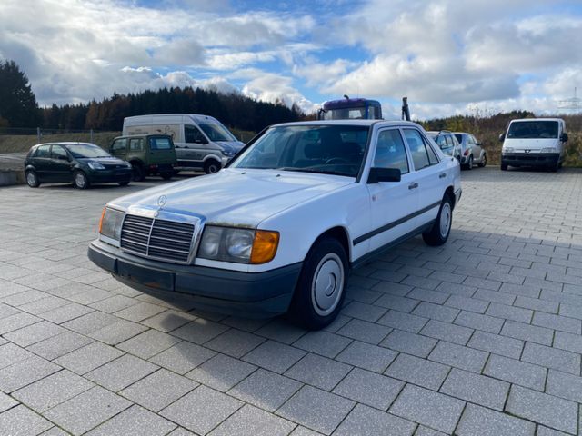 Mercedes-Benz E 300 4 Matic Klima