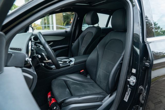 Mercedes-Benz GLC300 Coupe/ AMG LINE/ STANDH./ SPORT AGA/ LED