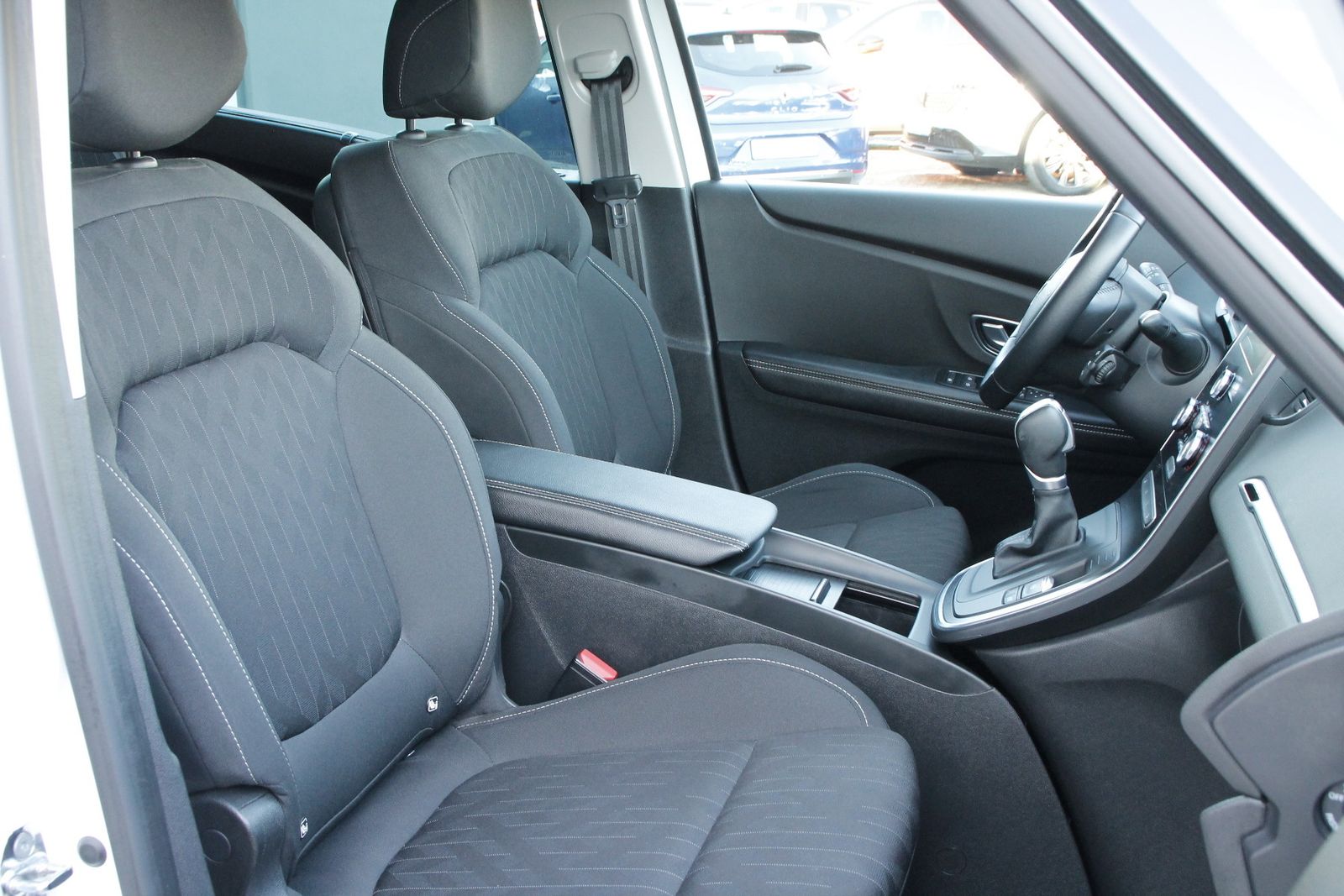 Fahrzeugabbildung Renault Scenic IV Limited