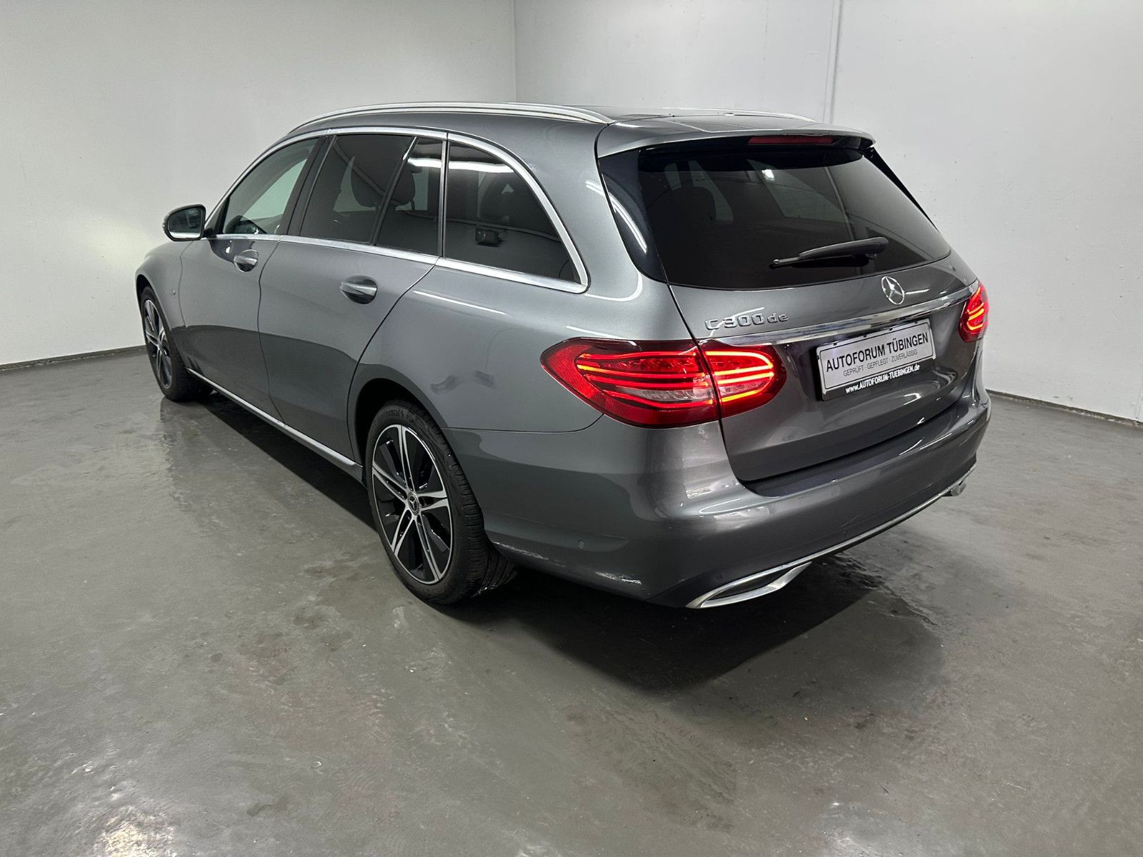 Fahrzeugabbildung Mercedes-Benz C 300 de T Autom.*AVANTGARDE*DISTRO*PANO*IHC*LED
