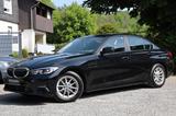 BMW 320i Aut. Lim./Advantage/KAMERA/ACC/CarPlay/SHZ/ - BMW 320: Limousine, 320i