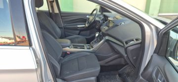 Ford Kuga - 10