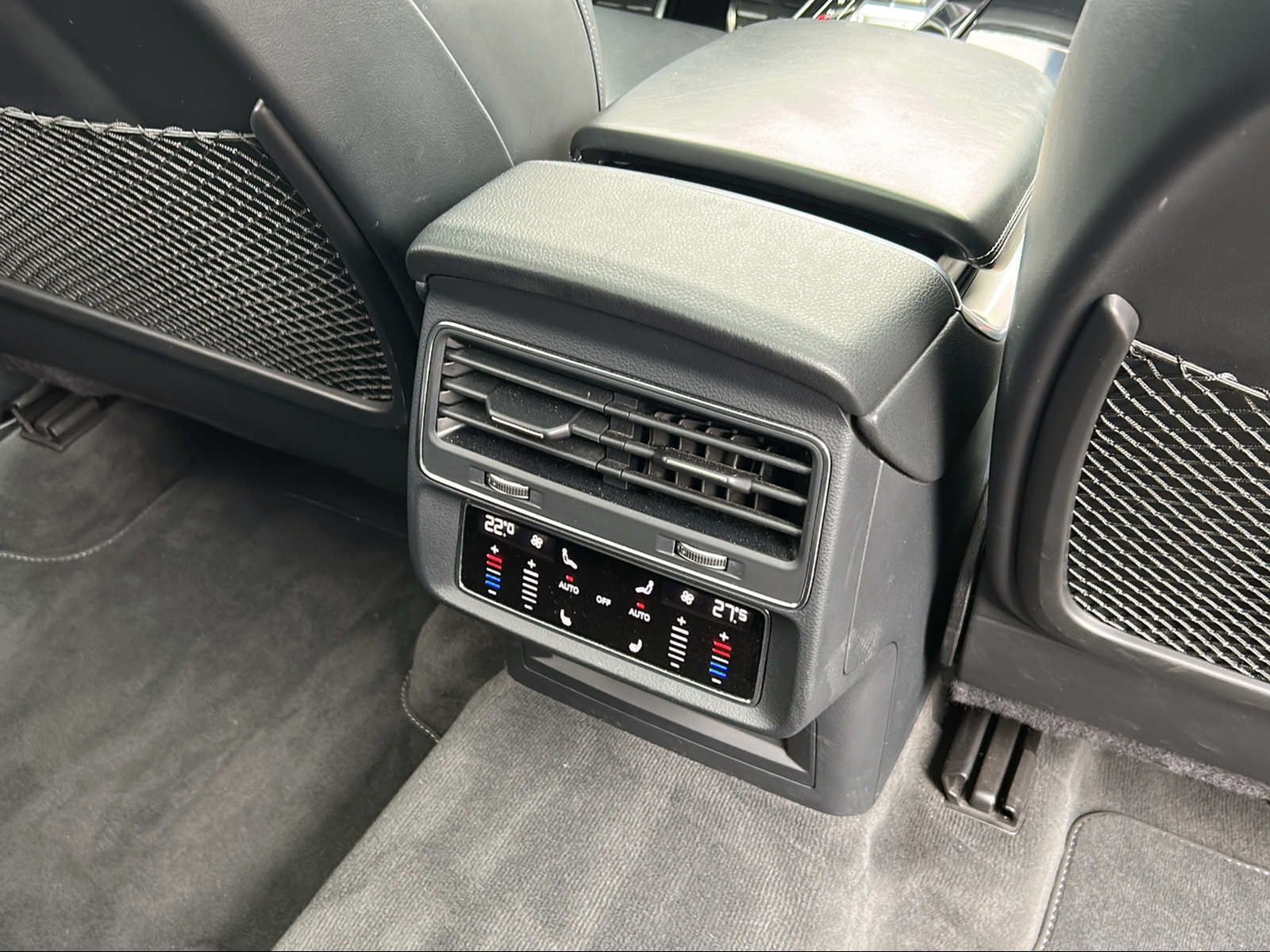 Fahrzeugabbildung Audi Q8 55 TFSI S-LINE*B&O*SOFT CLOSE* 360° *PANO AHK