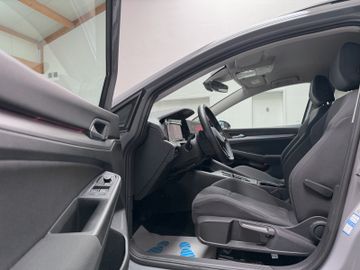 Volkswagen Golf - 10