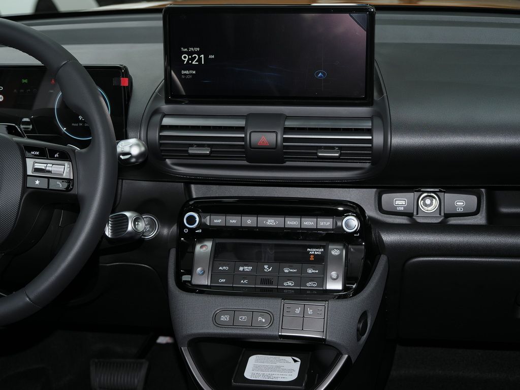 Fahrzeugabbildung Hyundai INSTER EV Trend Komfort-Paket