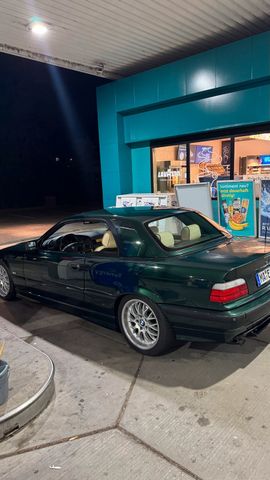 BMW E36 320i Cabrio