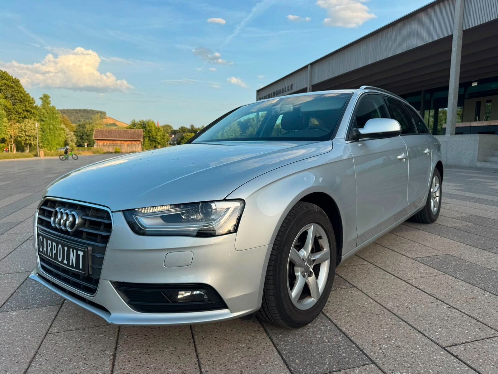 Audi A4 - 1