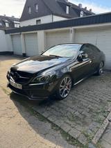 Mercedes-Benz Mercedes E 500 Coupe mit MB-100 Garantie - Mercedes-Benz E 500 in Duisburg