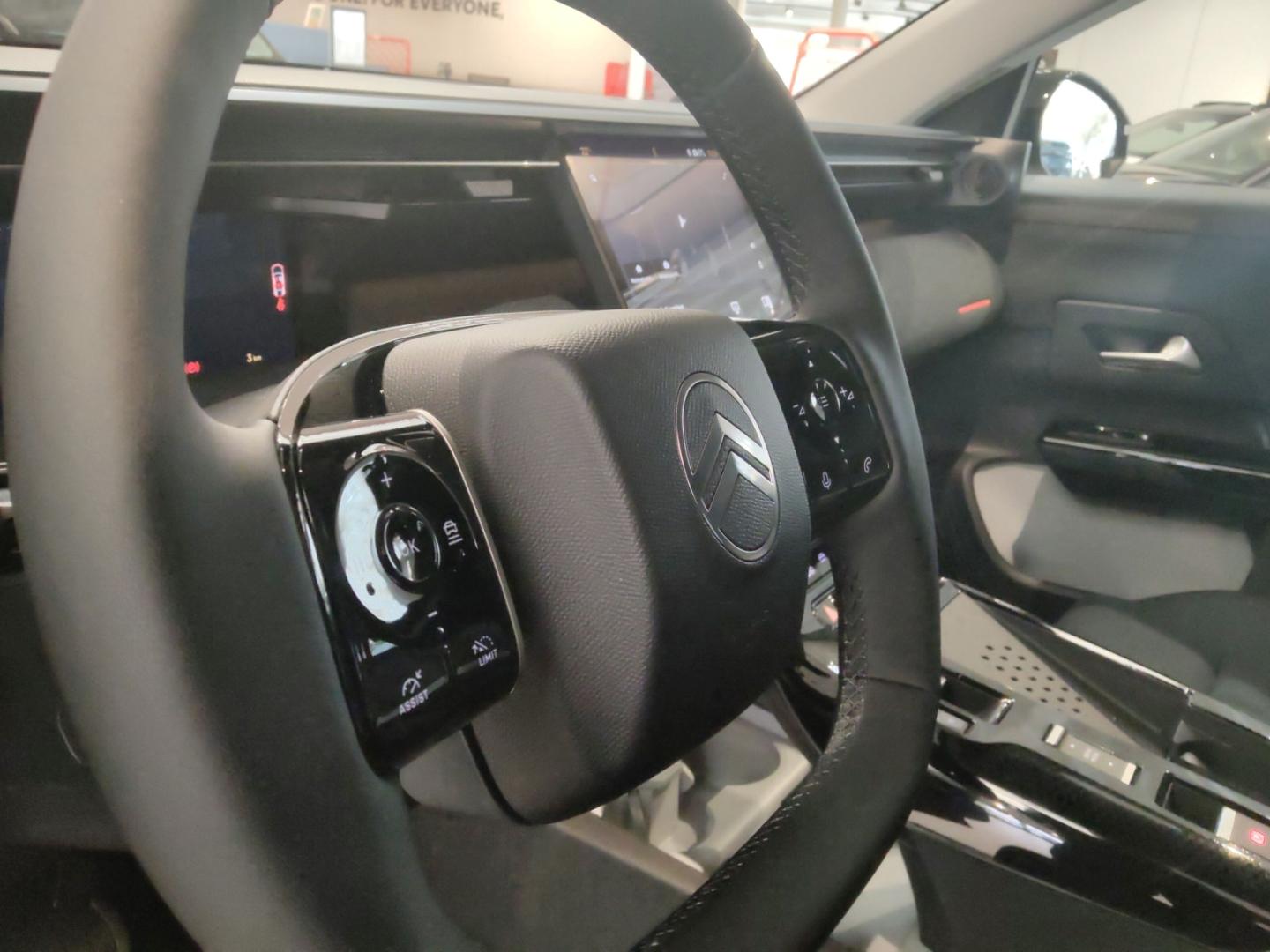 Citroën C5 Aircross PLUS Hybrid AHK-abnehmbar Navi Allwe